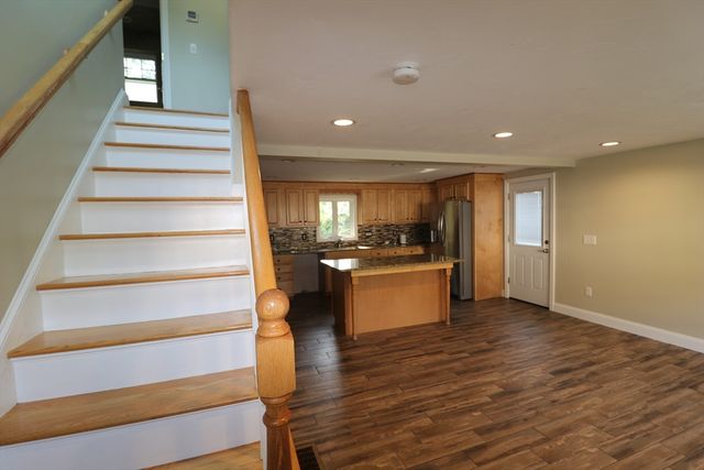 329 Bridge St, Dedham, MA 02026