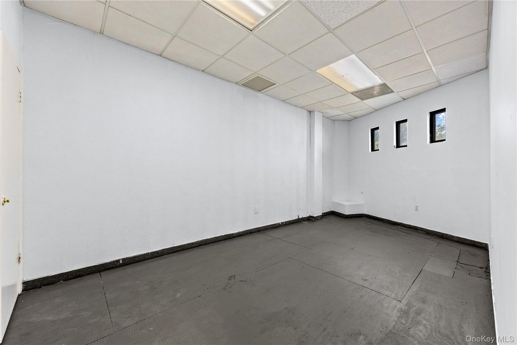 76-14 Rockaway Boulevard, Woodhaven, NY 11421 — photo 3