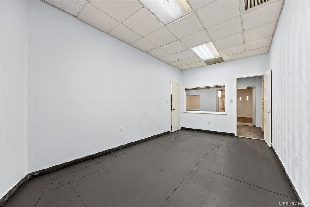 76-14 Rockaway Boulevard, Woodhaven, NY 11421 — photo 4