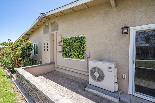 1125 Northwood, Seal Beach, CA 90740