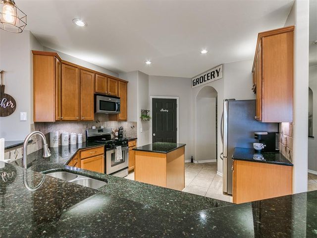 1808 Ada Sage Lane, Edmond, OK 73003