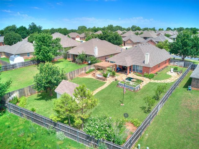 1808 Ada Sage Lane, Edmond, OK 73003