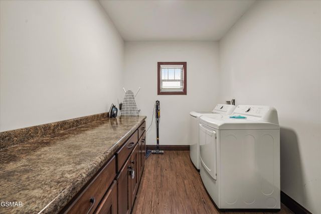 2784 Maplecrest Lane, Sevierville, TN 37876