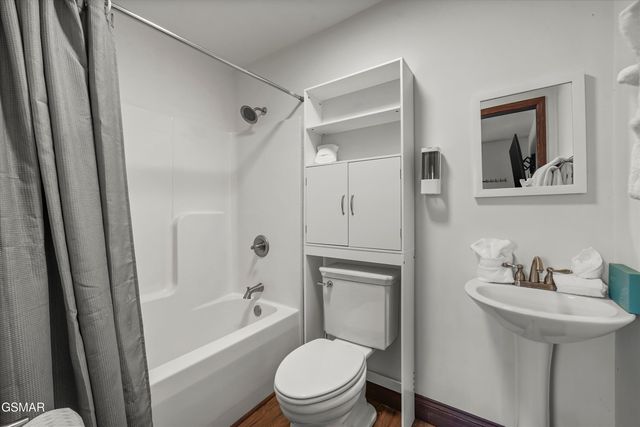 2784 Maplecrest Lane, Sevierville, TN 37876