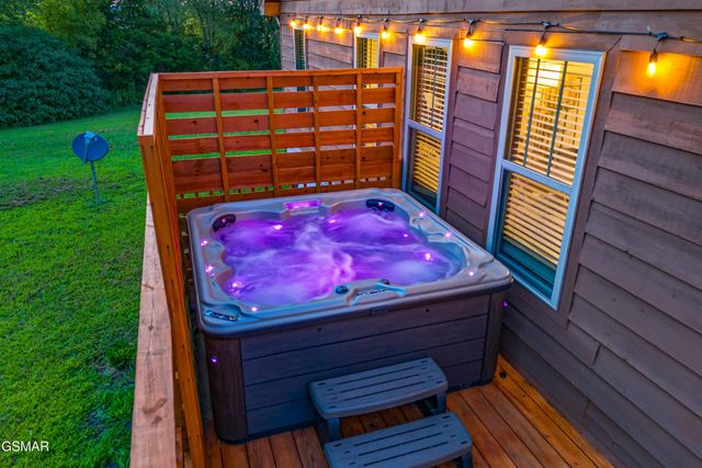 2784 Maplecrest Lane, Sevierville, TN 37876