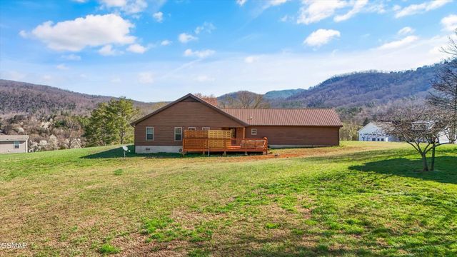 2784 Maplecrest Lane, Sevierville, TN 37876