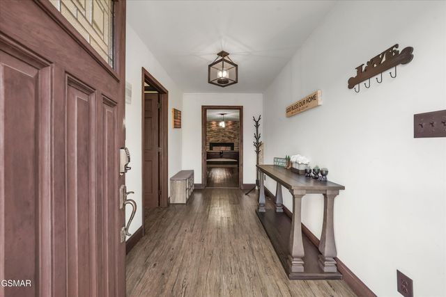 2784 Maplecrest Lane, Sevierville, TN 37876