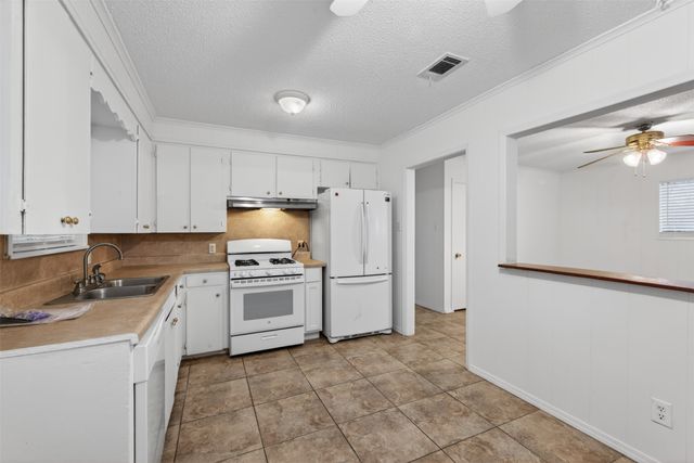 1422 Lampkin Street, Bossier City, LA 71111