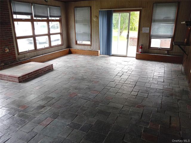 220-224 Hobbs Lane 220 224A 224B, Clinton Corners, NY 12514