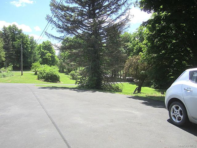 220-224 Hobbs Lane 220 224A 224B, Clinton Corners, NY 12514