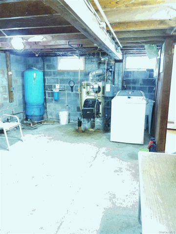 220-224 Hobbs Lane 220 224A 224B, Clinton Corners, NY 12514