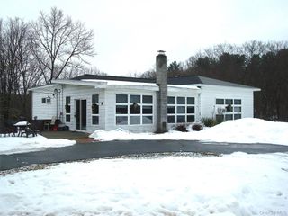220-224 Hobbs Lane 220 224A 224B, Clinton Corners, NY 12514