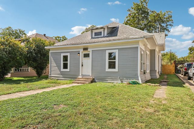 403 S Willomet Avenue, Dallas, TX 75208