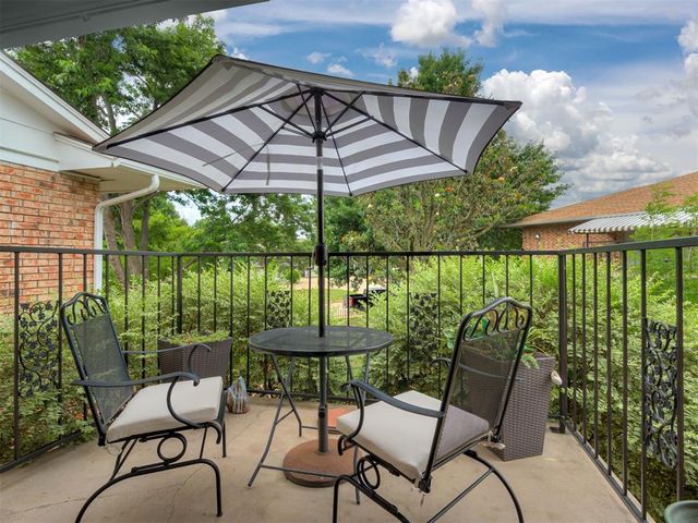 2527 NW 62nd Street 219, Oklahoma City, OK 73112