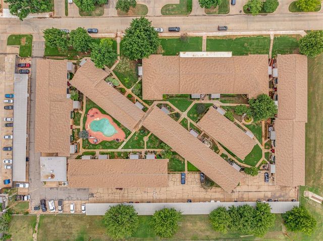 2527 NW 62nd Street 219, Oklahoma City, OK 73112