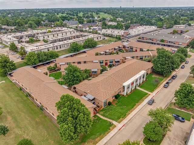 2527 NW 62nd Street 219, Oklahoma City, OK 73112