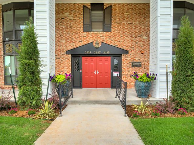 2527 NW 62nd Street 219, Oklahoma City, OK 73112