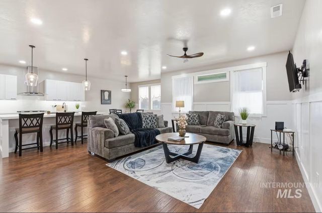 1113 West Blaine Avenue, Nampa, ID 83651