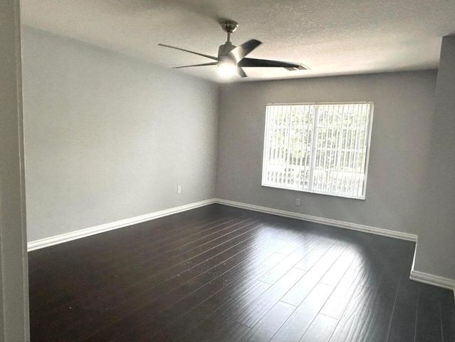 1637 SE Pomeroy Street, Stuart, FL 34997