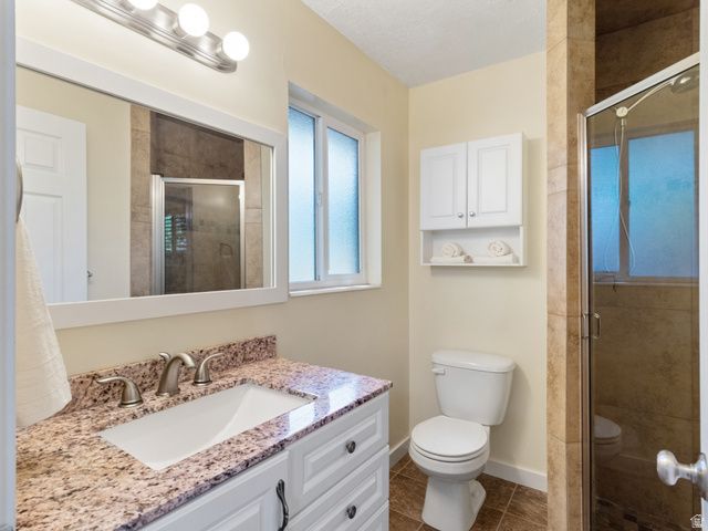 9 S 100 W, Kaysville, UT 84037