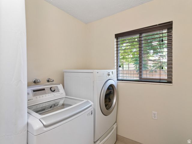 9 S 100 W, Kaysville, UT 84037
