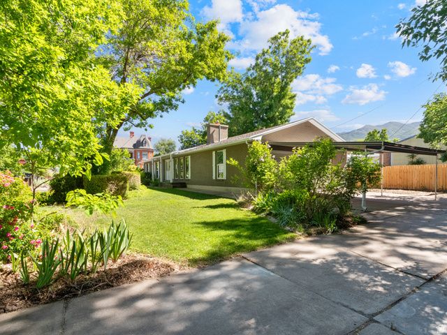 9 S 100 W, Kaysville, UT 84037