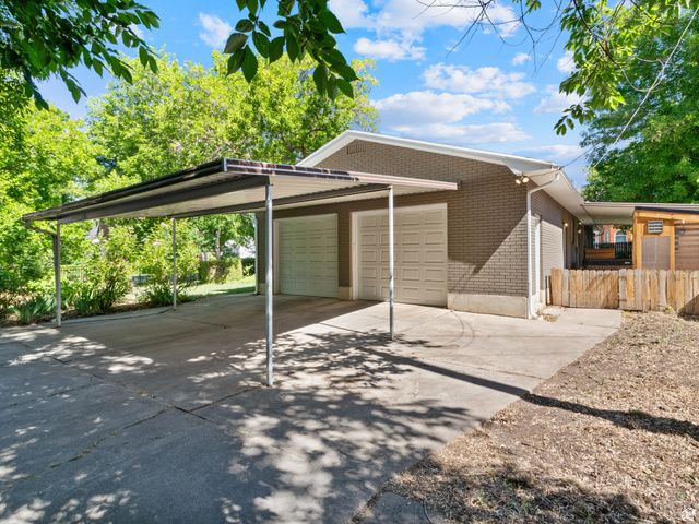 9 S 100 W, Kaysville, UT 84037