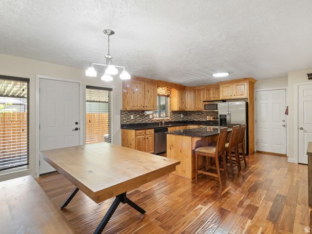 9 S 100 W, Kaysville, UT 84037