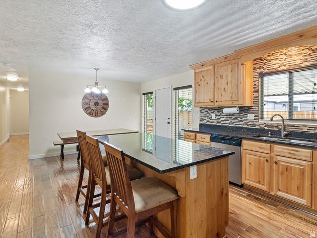 9 S 100 W, Kaysville, UT 84037