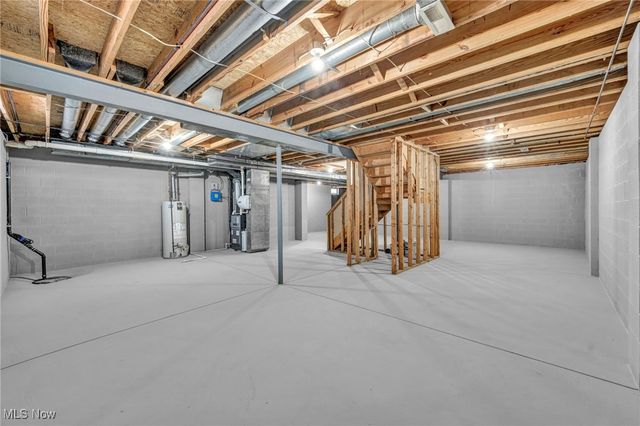 10035 College Park Drive, Concord, OH 44060