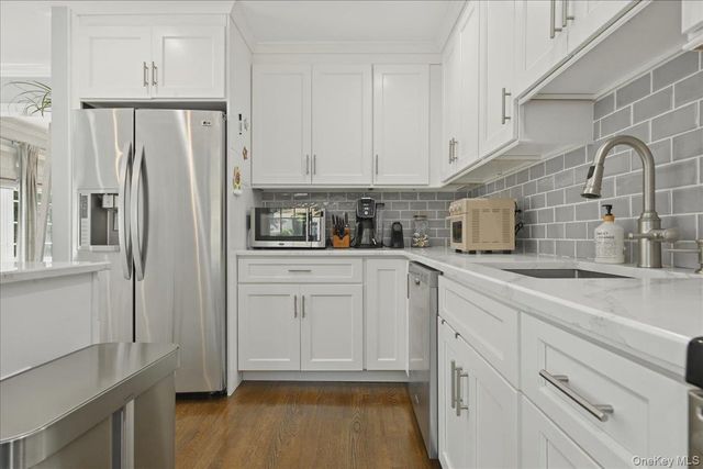 1924 Carroll Avenue, Merrick, NY 11566