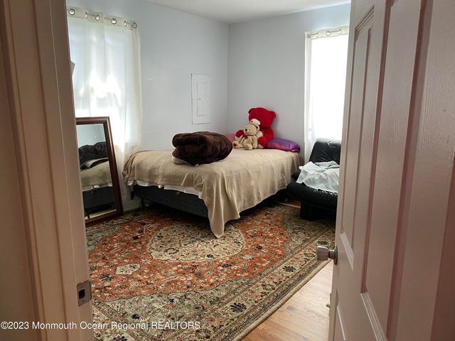 35-37 Hudson Avenue, North Middletown, NJ 07748