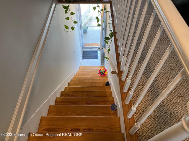 35-37 Hudson Avenue, North Middletown, NJ 07748