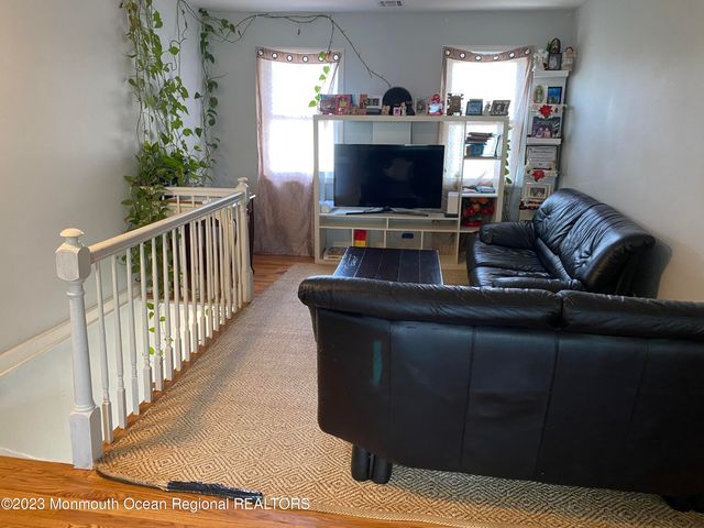 35-37 Hudson Avenue, North Middletown, NJ 07748
