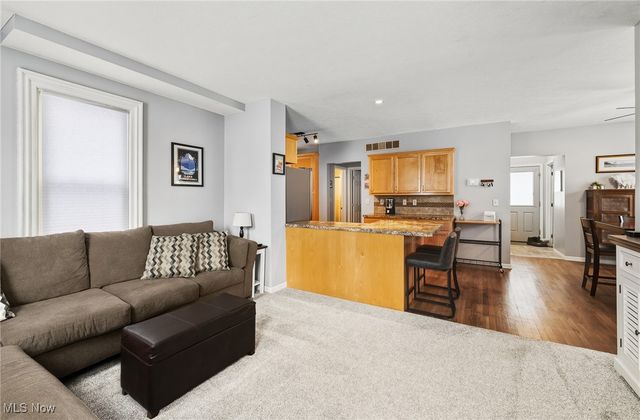 288 E Clinton Street, Doylestown, OH 44230