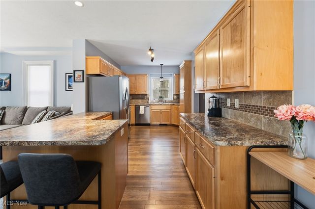 288 E Clinton Street, Doylestown, OH 44230