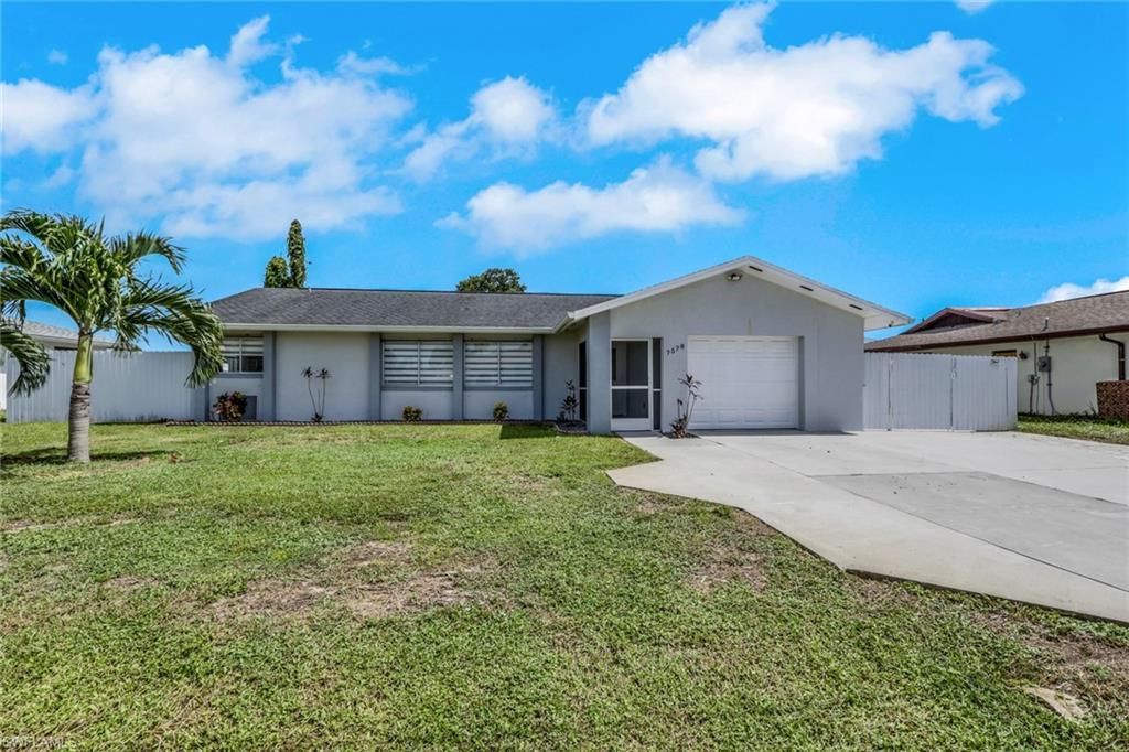 7578 Laurel Valley RD, FORT MYERS, FL 33967 — exterior