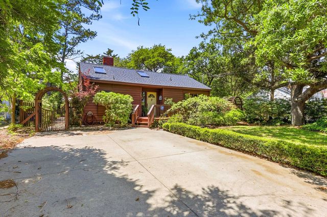 509 14th Ave. S, North Myrtle Beach, SC 29582