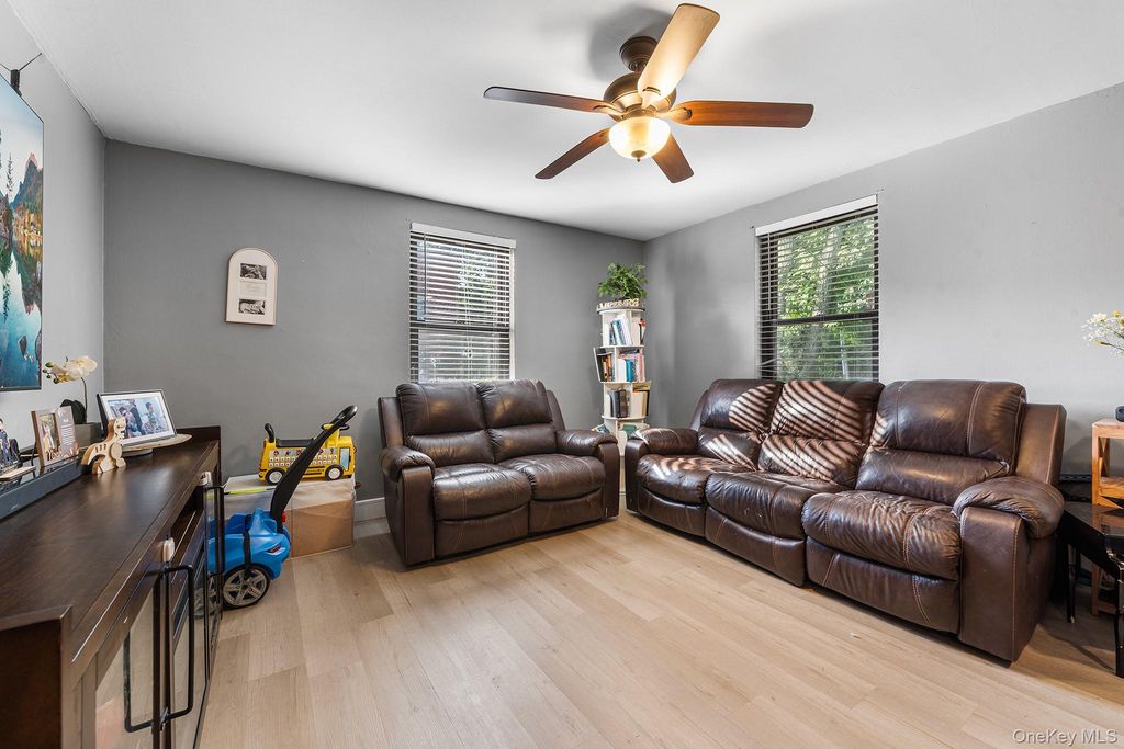 128 Richbell Road B4, Mamaroneck, NY 10538 — photo 4