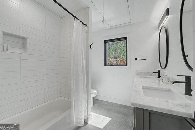 205 Turtle Cove, Clayton, GA 30525