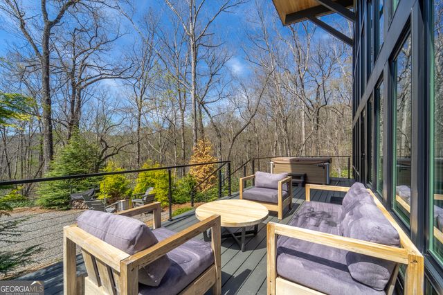 205 Turtle Cove, Clayton, GA 30525