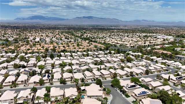 2009 Bloomfield Court, Las Vegas, NV 89134