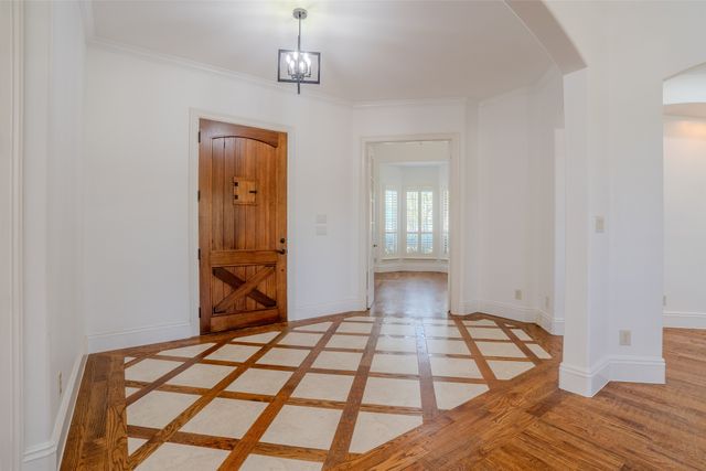 710 Corsica Court, Argyle, TX 76226