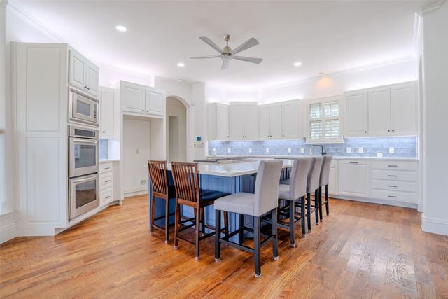 710 Corsica Court, Argyle, TX 76226