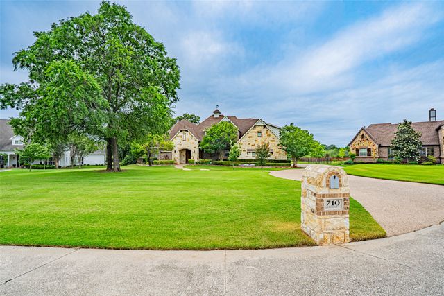 710 Corsica Court, Argyle, TX 76226