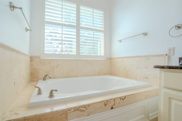 710 Corsica Court, Argyle, TX 76226