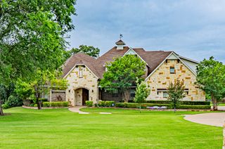 710 Corsica Court, Argyle, TX 76226