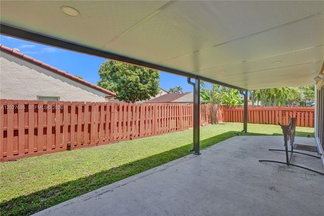 8946 SW 150th Ct Cir E, Miami, FL 33196