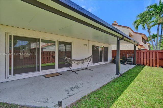 8946 SW 150th Ct Cir E, Miami, FL 33196