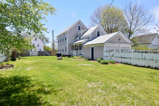 33 Court Street, Newport, NH 03773